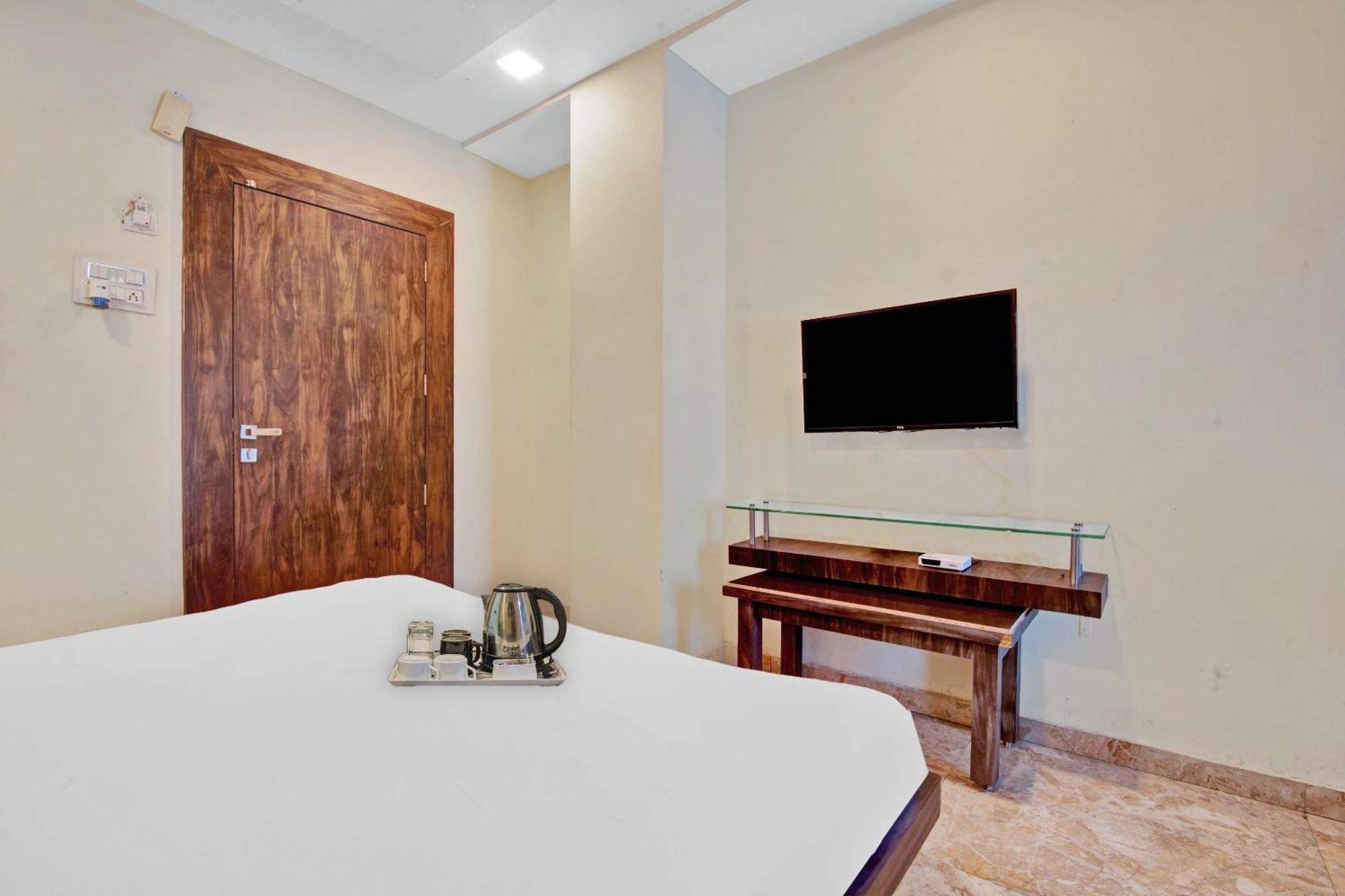 Townhouse 700 Hotel Krishna. Nagpur Eksteriør bilde